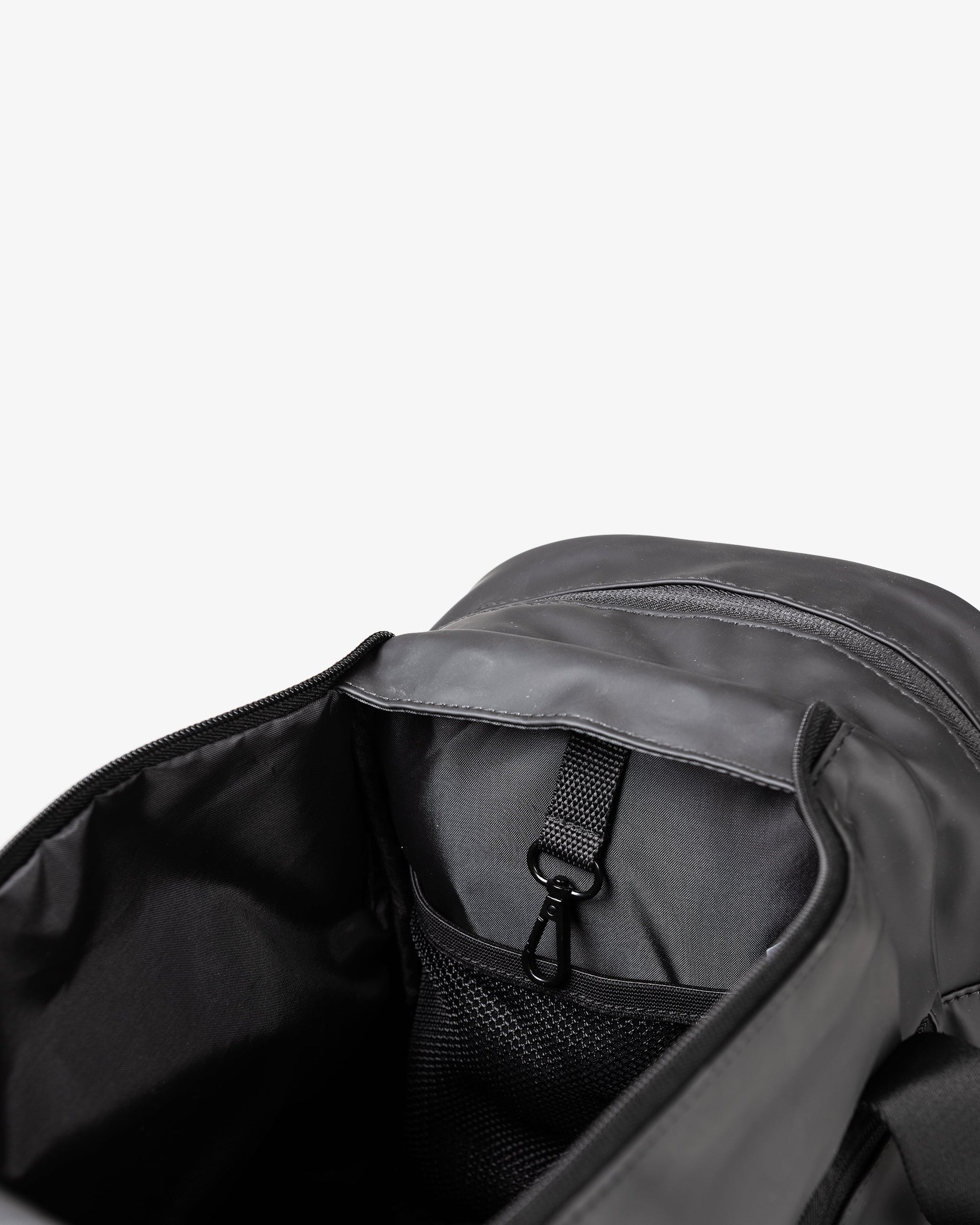 gym-bag-black-e8 Smartshake_GymBag_Black_detail.jpg
