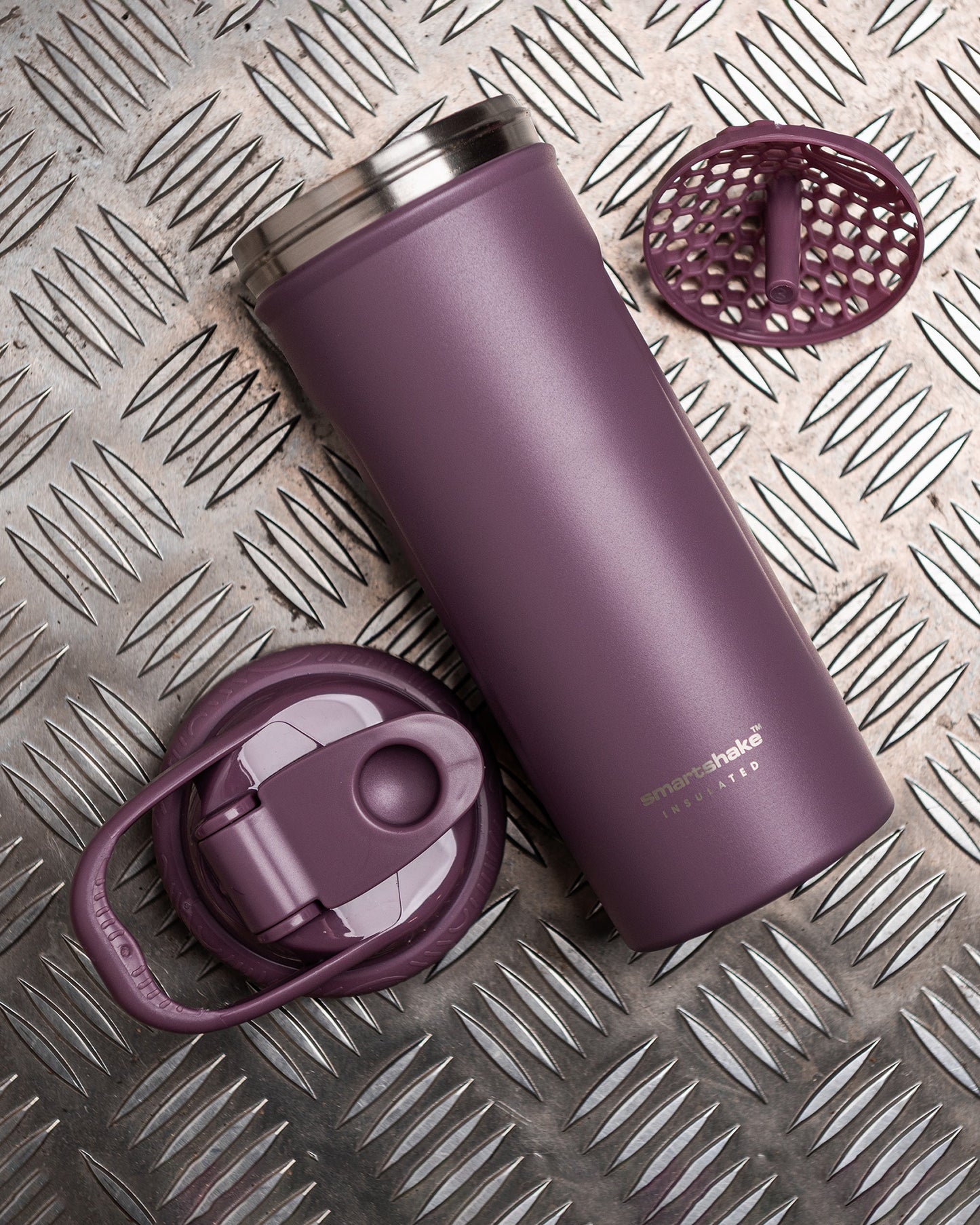 insulated-steel-shaker-dusty-plum-y8 Smartshake_Insulated_Steel_Dusty_Plum_Lifestyle.jpg