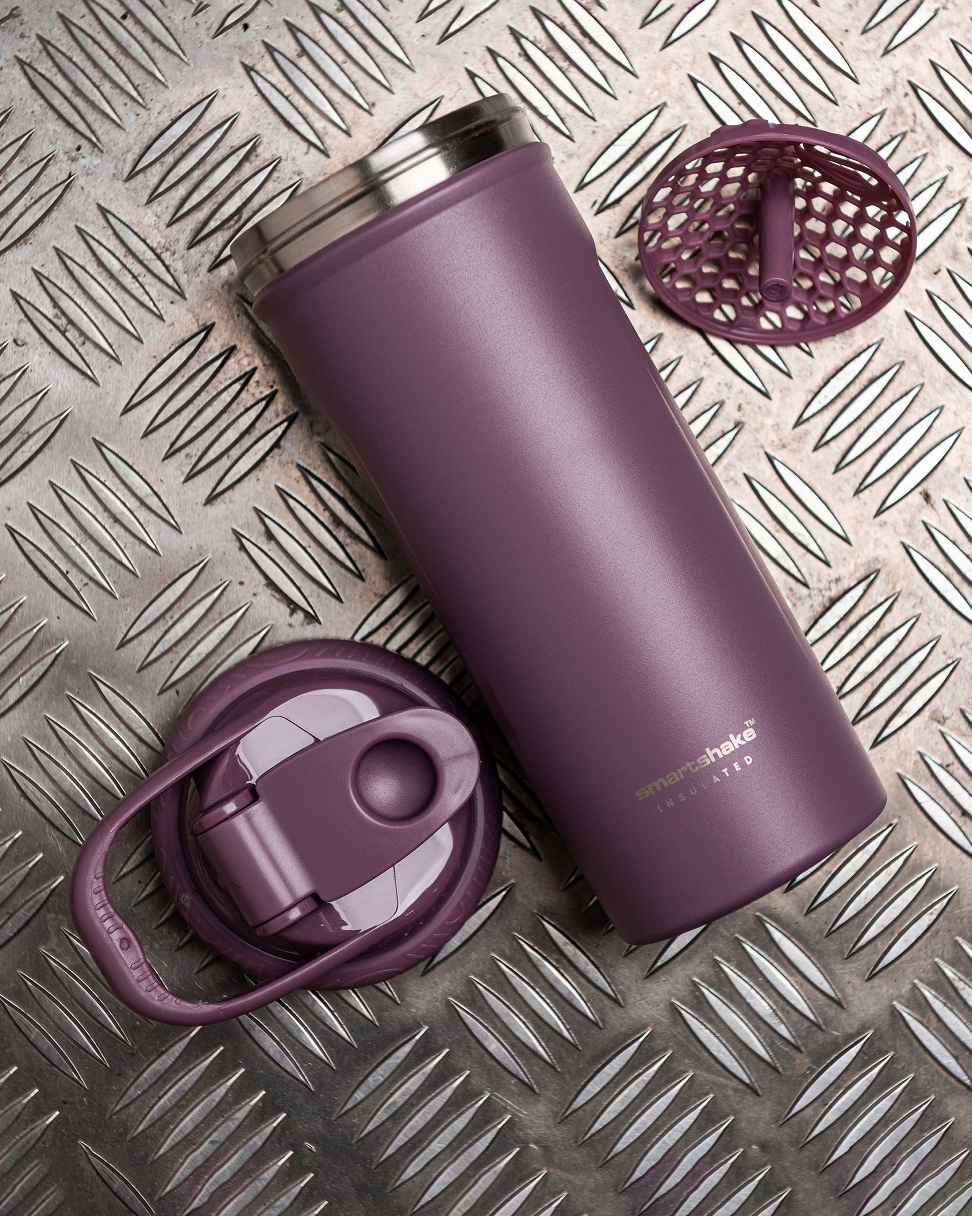 insulated-steel-shaker-dusty-plum-y8 Smartshake_Insulated_Steel_Dusty_Plum_Lifestyle.jpg