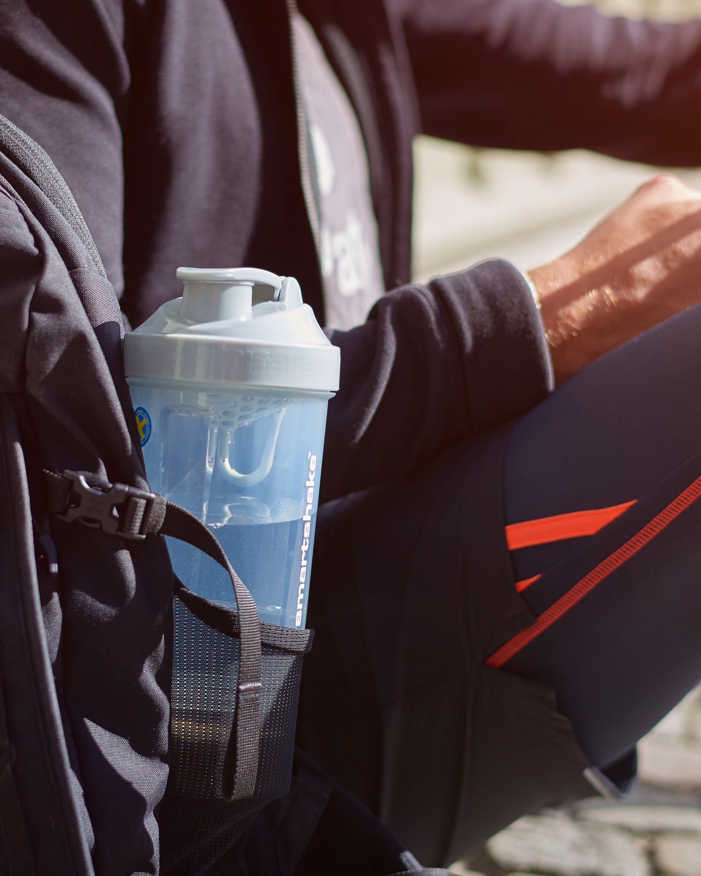 original2go-one-mist-gray-n4 Smartshake_Original2GoONE_Mist_Gray_lifestyle.jpg