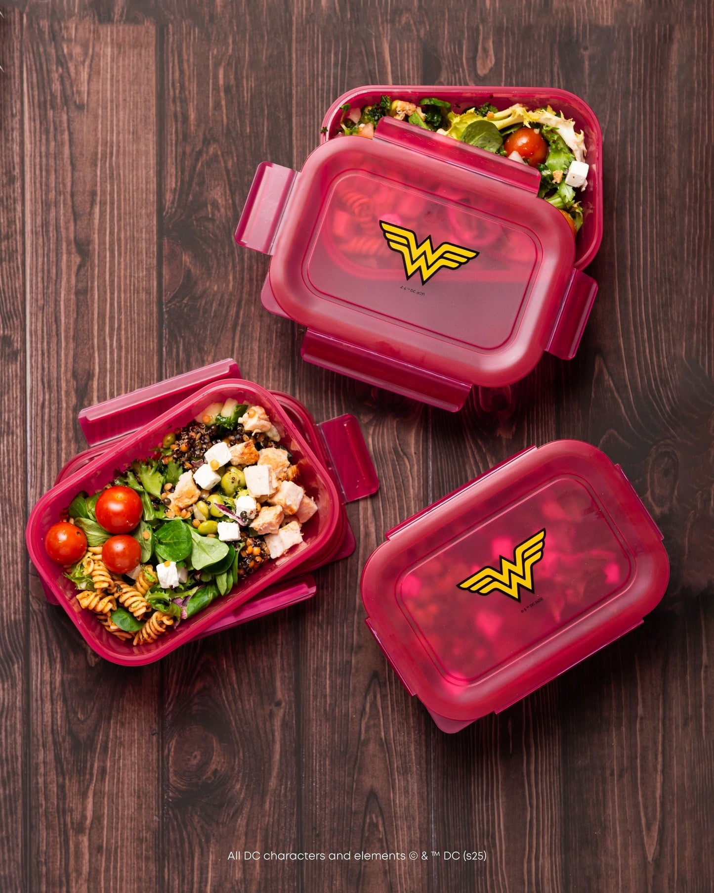 food-storage-container-wonder-woman-d0 WonderWoman_lifestyle.jpg